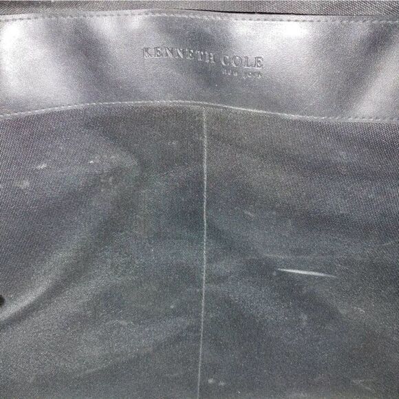 Kenneth Cole Black Travel Weekender Duffle Bag. - Picture 7 of 7